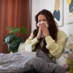 El dólar cae a su nivel más bajo en lo que va de año